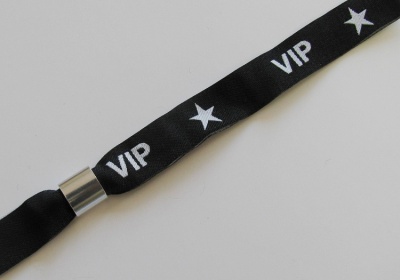 tekstilna narukvica 14